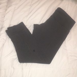 cropped size 4 lululemon cotton leggings in grey